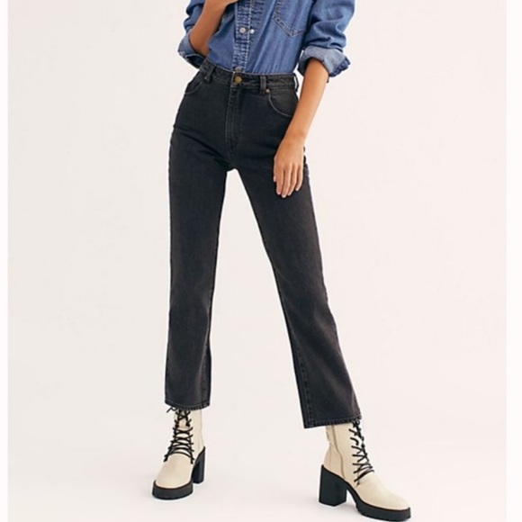 ROLLA'S Denim - Rolla’s Black Original High Rise Straight Jeans Size 28